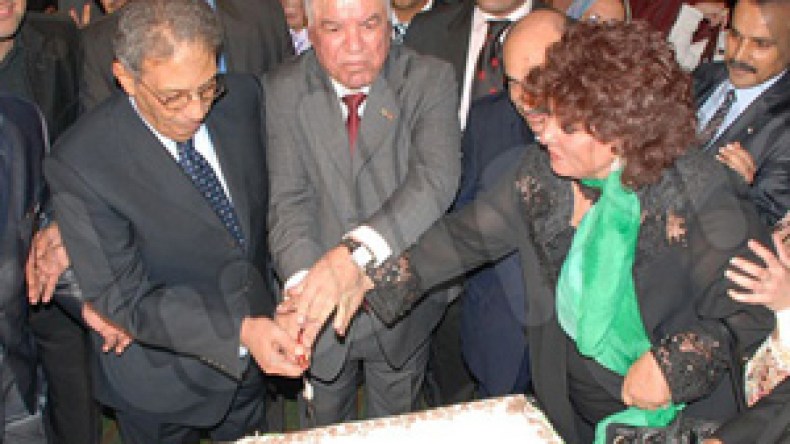 ‮”‬مستحيل‭ ‬أن‭ ‬أدعو‭ ‬المسيئين‭ ‬لشهدائنا‭ ‬إلى‭ ‬عيد‭ ‬الثورة‮”‬
