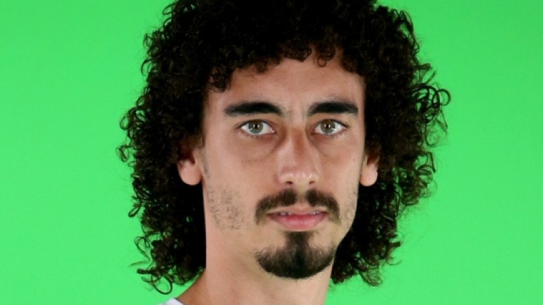 بالفيديو: استبدال لاعب برازيلي بين شوطي المباراة بسبب كورونا