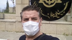 أحسن شماش أول صحفي يتلقى لقاح “سبوتنيكv”  