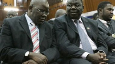 Zimbabwe: procès retardé pour un ministre désigné accusé de “terrorisme”