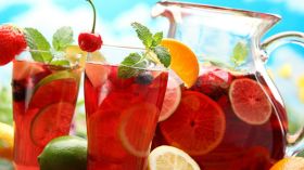 5 أعشاب تضيف نكهة مميزة لأي نوع من المشروبات