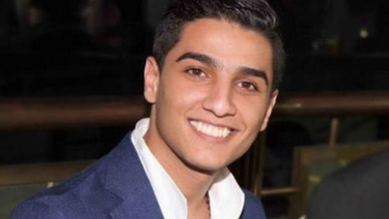 عساف أبرز الحاضرين في ودية الجزائر فلسطين