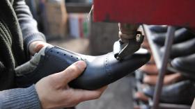 صينيون ينشئون مصنعا لتقليد علامات دولية بباتنة