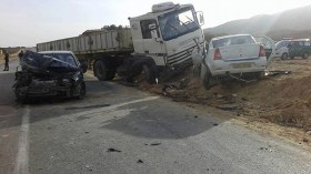 خمسة قتلى في حادث اصطدام شاحنة وحافلة جنوب عين صالح