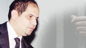 الخليفة يظهر في محكمة البليدة شاحب الوجه هزيلا