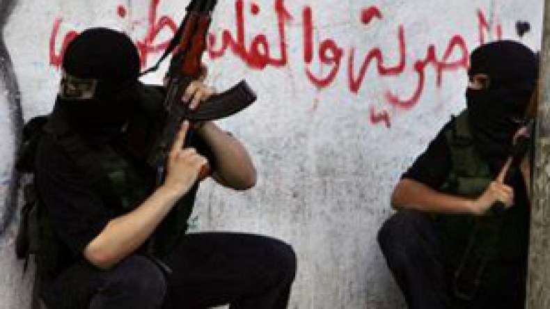 اعتقالات متبادلة.. وحديث عن حوار بين فتح وحماس