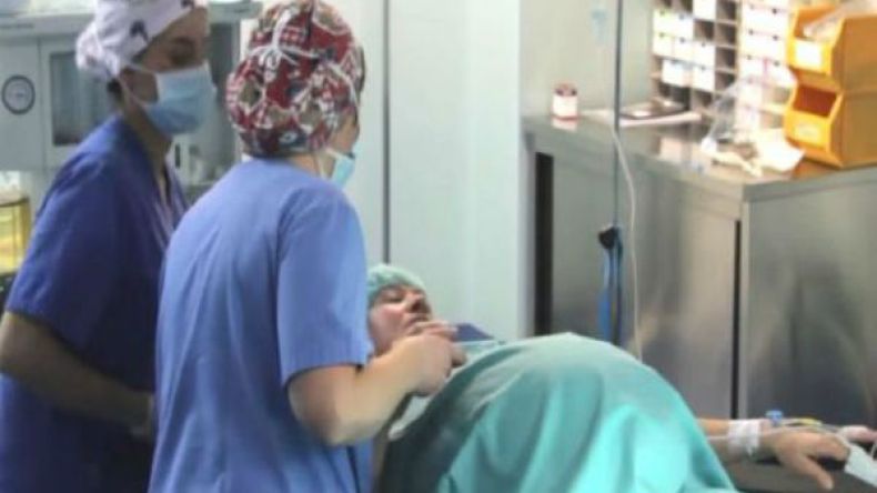 سبعينية إسبانية تضع توأمين.. كيف؟!