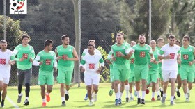 التونسي‮ ‬ناجي‮ ‬الجويني‮ ‬يعطي‮ ‬دروسا تحكيمية للاعبي‮ ‬الجزائر