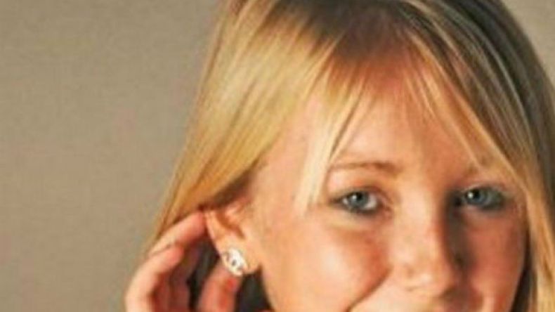 عارضة أزياء بريطانية مثيرة تنظم إلى صفوف داعش