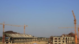 “تهمي” يشدّد على جاهزية ملعب “براقي” منتصف 2016