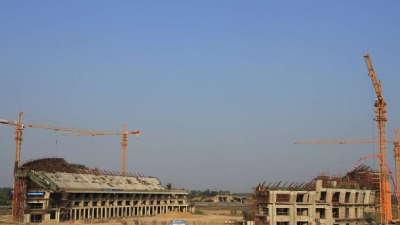 “تهمي” يشدّد على جاهزية ملعب “براقي” منتصف 2016