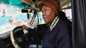 سلوى سرور.. فلسطينية تحدّت العادات بـ “ملابس رجالية”!