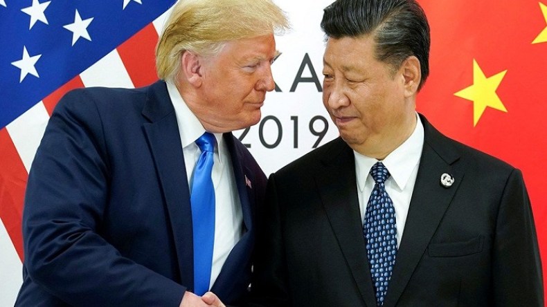 ترامب يمدح تعامل الصين مع “كورونا”!