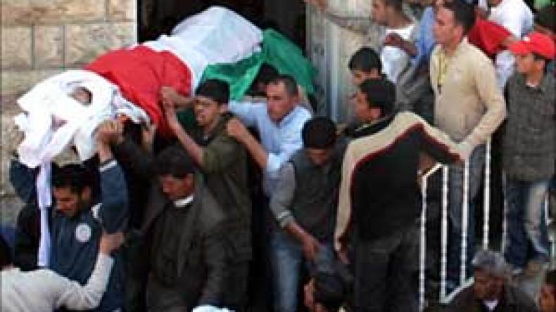 استشهاد 3 فلسطينيين بتوغل للاحتلال جنوب قطاع غزة