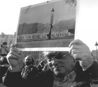 La France appelée à reconnaître les massacres comme crimes d’État