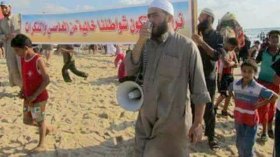 “الدعوة والتبليغ” تجتاح الشواطئ لـ”الأمر بالمعروف والنهي عن المنكر”!