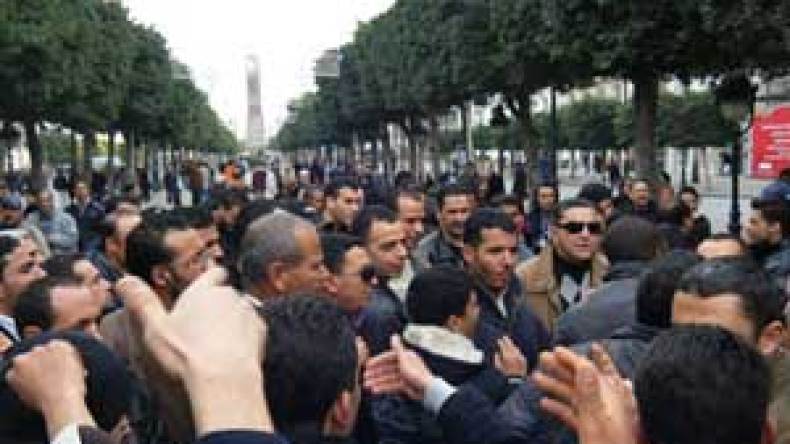 دراسة تفيد بأن نصف التونسيين يعانون اضطرابات نفسية