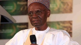 وفاة الرئيس النيجيري السابق شيخو شاغري