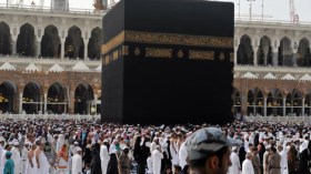 السعودية: “كورونا” لا يهدد الحجاج
