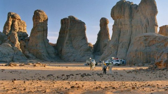 مطالب بضبط زيارة المواقع السياحية بالطاسيلي