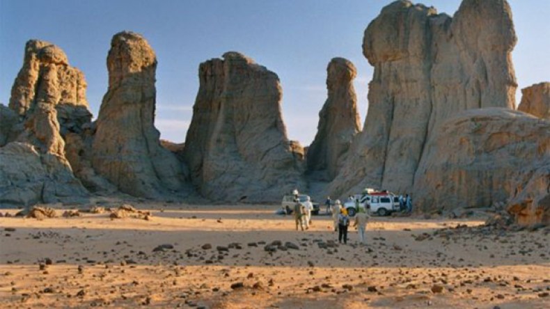 مطالب بضبط زيارة المواقع السياحية بالطاسيلي