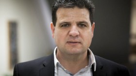 الفلسطينيون دفعوا 30 ألف شهيد لإقناع العالم بحلّ الدولتين