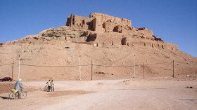 إطلاق أشغال ترميم القصر العتيق بالمنيعة في غرداية