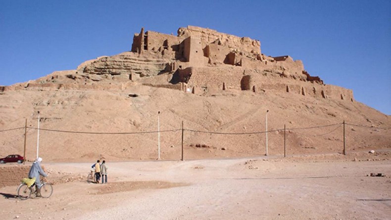 إطلاق أشغال ترميم القصر العتيق بالمنيعة في غرداية