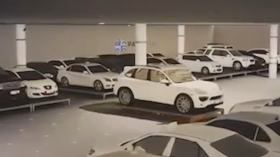 خدمة ركن السيارات في مطار أبوظبي .. ضرب من الخيال