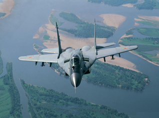 Moscou rachète 24 avions de chasse russes à l'Algérie