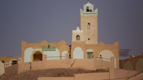 أعيان الدبداب يطالبون مدير الشؤون الدينية بزيارة المساجد