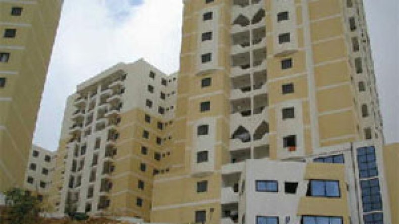 المحافظة‭ ‬العقارية‭ ‬تحقق‭ ‬في‭ ‬استفادات‭ ‬مواطنين‭ ‬من‭ ‬سكنات‭ ‬اجتماعية‭ ‬وبرنامج‭ ‬‮”‬عدل‮”‬‭ ‬