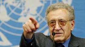 الإبراهيمي يتعهد بمراعاة مصالح السوريين
