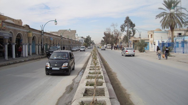 4 آلاف لافتة إرشادية ومرورية غائبة بالوادي