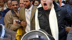 الملايين يستعدون لـ “جمعة الغضب” للإطاحة بنظام مبارك