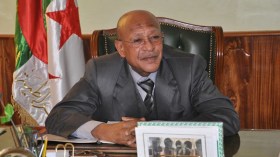عائلة مشاش تطالب زوخ بإخراجها من “الجحر”