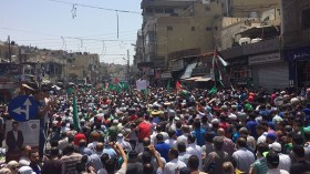 الفلسطينيون ينتفضون دفاعا عن القدس