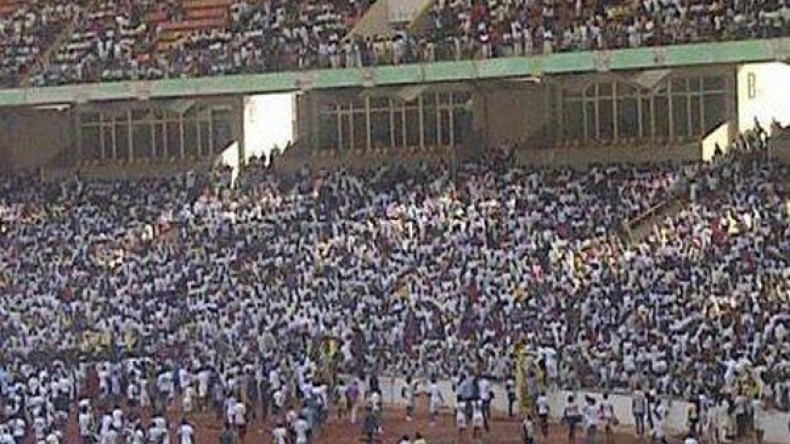 7 قتلى في تدافع نيجيريين في ملعب أبوجا