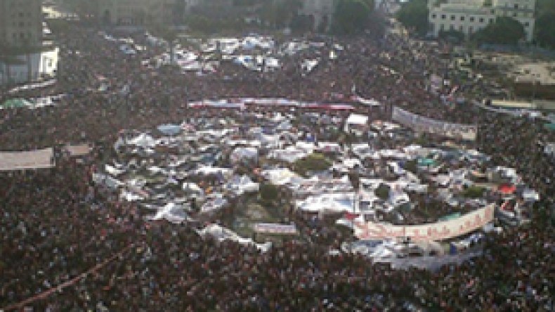 فضائيات على دين ملوكها وفضلت خطب الزعماء على القرآن