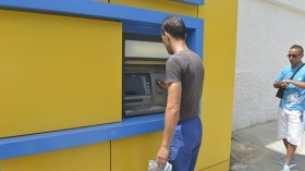 البطاقات الذهبية لبريد الجزائر تثير استياء المواطنين بتيزي وزو