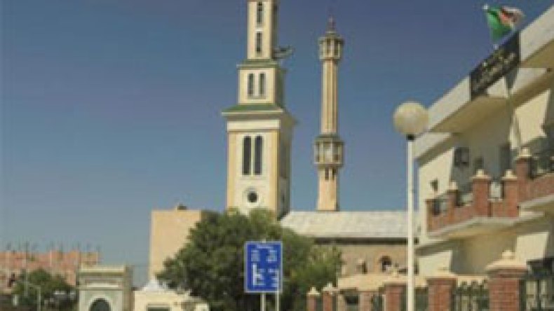 زوج‭ ‬يفارق‭ ‬الحياة‭ ‬دقائق‭ ‬بعد‭ ‬وفاة‭ ‬زوجته‭ ‬في‭ ‬ميلة