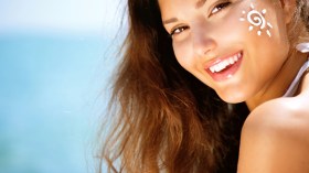 تعرفي على واقي الشمس المناسب لبشرتك؟!
