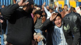 الجزائريات‭ ‬يتابعن‭ ‬بشغف‭ ‬مسلسل‭ ‬الإطاحة‭ ‬بالرئيس‭ ‬المصري