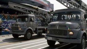 ديلي تلغراف: انفجار يدمر قافلة إمدادات إيرانية إلى حزب الله