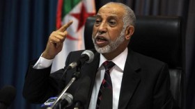 بلخادم يقترح انتخاب أمين عام جديد الجمعة