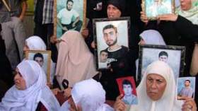أمهات الأسرى الفلسطينيين: المناصب أصبحت أهم من  أبنائنا
