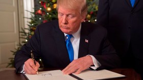 ترامب يعد خطة سلام للإمتصاص الغضب بشأن القدس