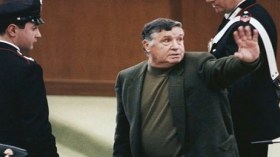 وفاة زعيم المافيا الإيطالية سالفاتوري رينا