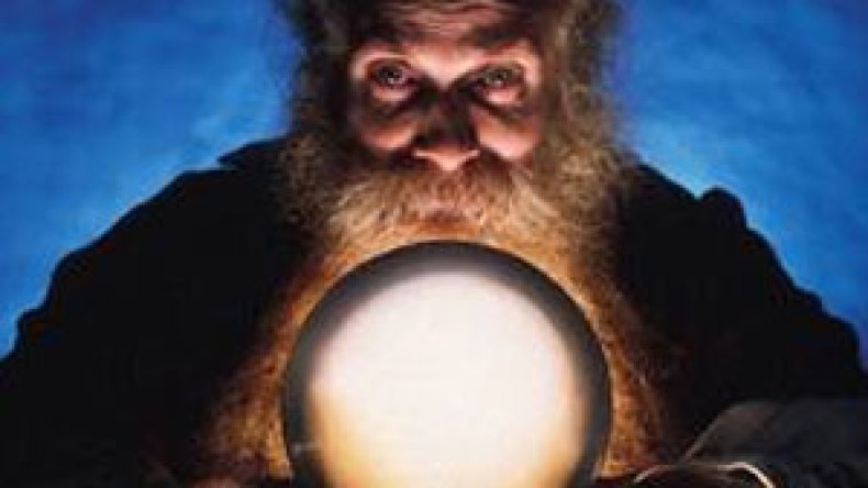 مشعوذ‭ ‬إفريقي‭ ‬يطلب‭ ‬من‭ ‬ضحاياه‭ ‬وضع‭ ‬المال‭ ‬بكيس‭ ‬أسود