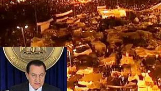 مبارك يفوض نائبه سلطات الرئيس